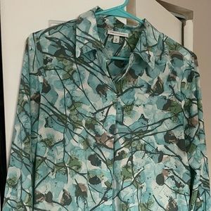 Ladies long sleeve blouse